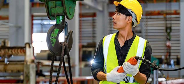 Overhead gantry crane training