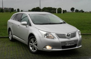 Toyota-Avensis-fq