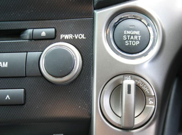 Toyota Land Cruiser 200 VX Ltd start button