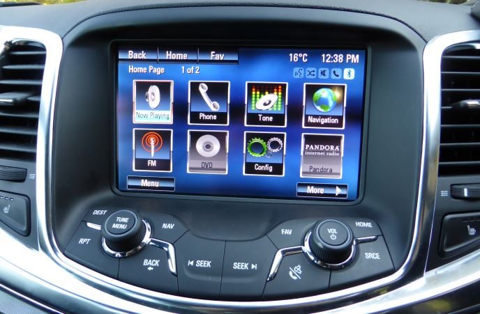 Holden Calais apps screen