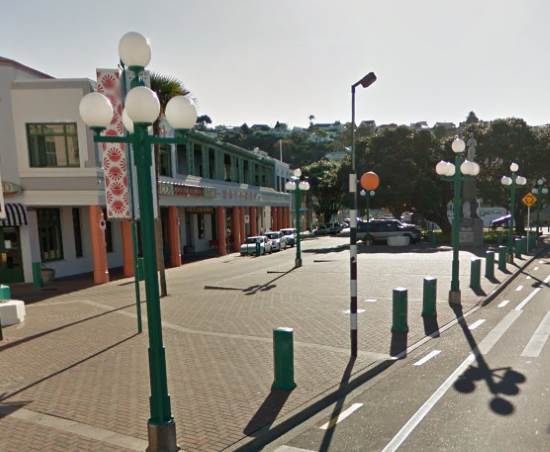 street lamps Marine Parade Napier