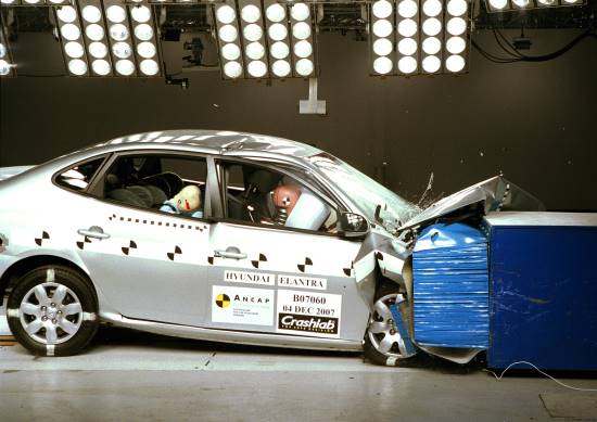 crash test hyundai elantra