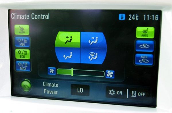 Holden Volt climate control screen