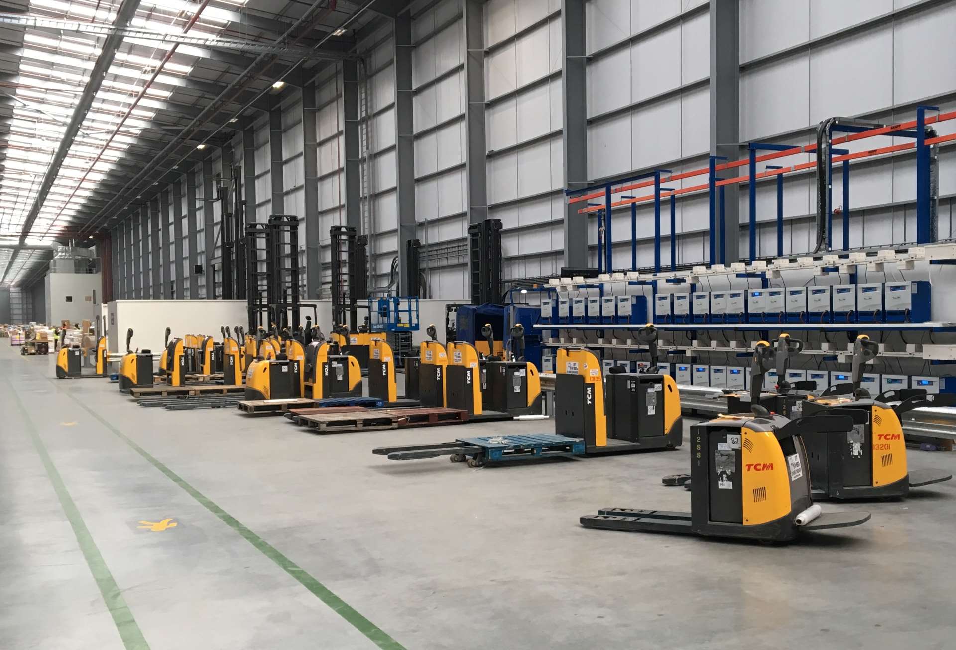 Walkie Stacker / Electric Pallet Jack