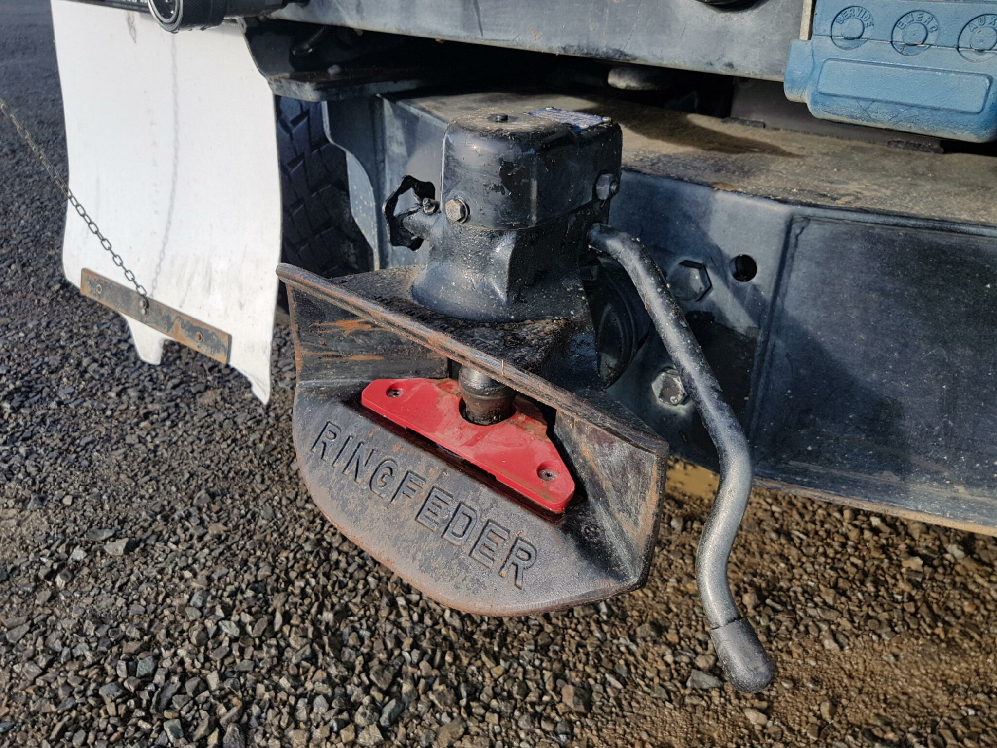 What is a full trailer?